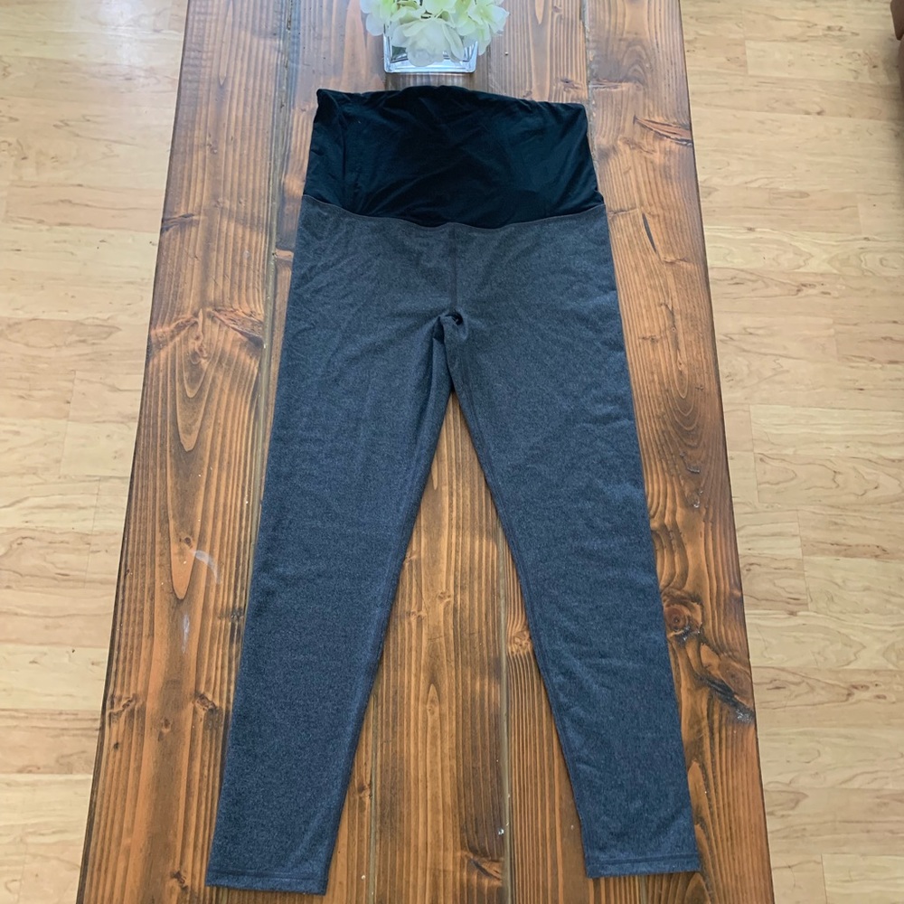 Maternity Active Leggings with Crossover Panel.